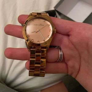 Never worn rose gold Marc Jacobs watch